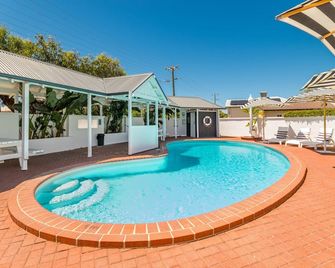 The Clifton Motel - Bunbury - Piscina
