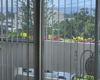 Entire 3bd&2ba Central Tumon Ocean View - Tamuning - Balcony