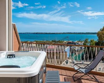Archinuè Suite & Apartments - Siracusa - Balcony