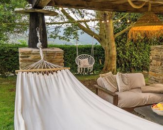 Complejo Rural Lar de Vies - A Pontenova - Patio