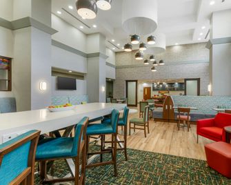 Hampton Inn & Suites Atlanta Airport West/Camp Creek Parkway - East Point - Ristorante