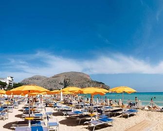 Casa Vacanza Peppino! - Palermo - Spiaggia