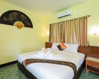 The Golddigger's Resort - Sakhu