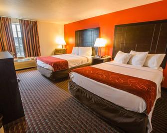 Bridgeway Inn & Suites - Portland Airport - Gresham - Bedroom