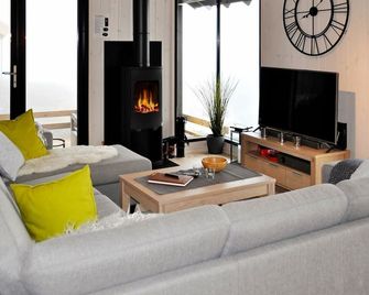 10 person holiday home in Øyer - Oyer - Sala de estar