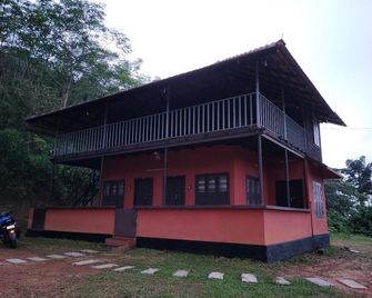 Tojys Homestay - Erāttupetta - Edificio