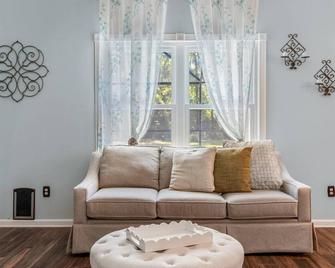 Southern Charm - Foley - Living room