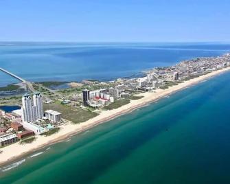 Cozy Boca Chica Duplex Apartment - Brownsville - Beach