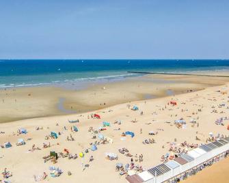 Awesome Apartment In Oostende - Oostende - Strand