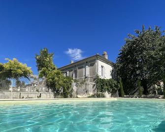 Chambres des Lunes - Aumagne - Pool