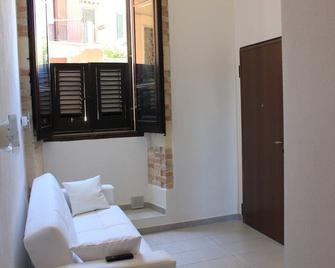 AD Villanova Cagliari - Cagliari - Huiskamer