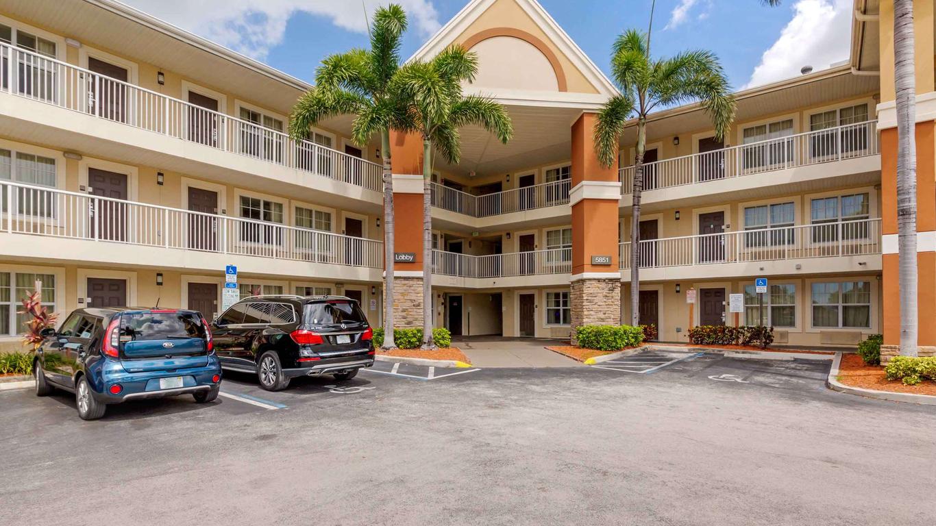 Extended Stay America Suites - Fort Lauderdale - Cypress Creek - Andrews Ave