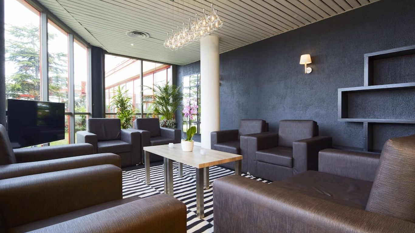 Kyriad Hôtel Orly Aéroport - Athis Mons