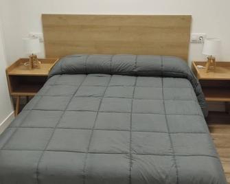dpaso Urban Hostel - Pontevedra - Schlafzimmer