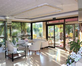 Bj Bei Juan Hostal - S'Illot - Lobby