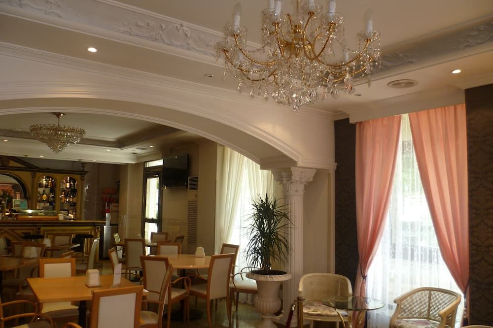 B&b Hotel Salamanca Centro Artheus - סאלאמנקה - מסעדה