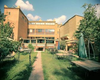 Hotel Les Etoiles Du Toubkal - Armd - Будівля