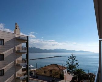 Hotel Ostria - Kalamata - Balcony