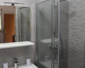 Guest House Nikola - Božava