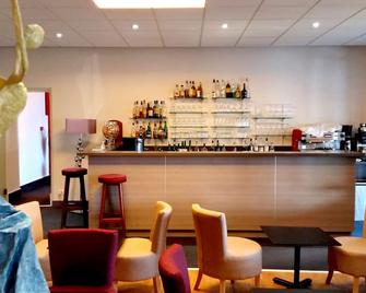 Logis Au Grand Hotel - Mayenne - Bar