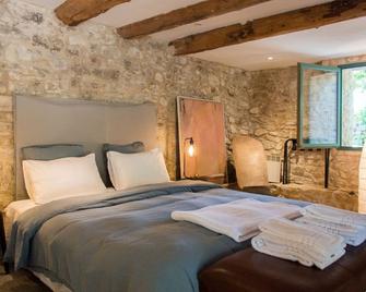 La Belugue - Beaumont-de-Pertuis - Habitación