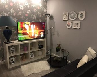 Prestige Apartment - Amarante - Living room