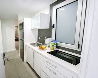Valentina Beach - Las Palmas de Gran Canaria - Kitchen