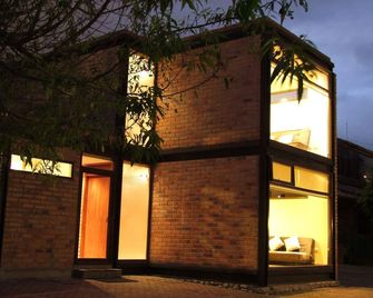 Casa Lloret - Cuenca - Edificio