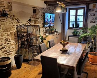 Maison atypique médiévale - Saint-Léonard-de-Noblat - Comedor