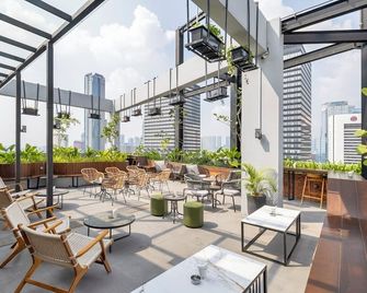 Artotel Hub Simpang Temu Jakarta - Jakarta