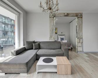 Downtown Apartments Bastion Walowa City - Gdansk - Living room