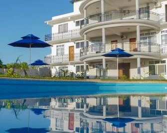 Sea Crest Hotel - Kiwengwa - Pool