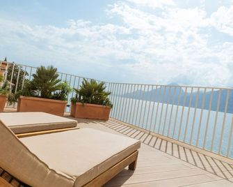 ホテル クラブ ダ バイア - ブレンゾーネ - バルコニー