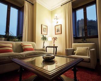Quinta De Villanueva - Colombres - Salon