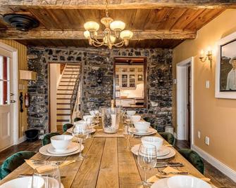 Maison Bélanger-Giroux-Jacuzzi/Vue sur le Fleuve - Québec City - Dining room