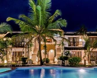 My Blue Hotel Zanzibar - Νούνγκουι - Πισίνα