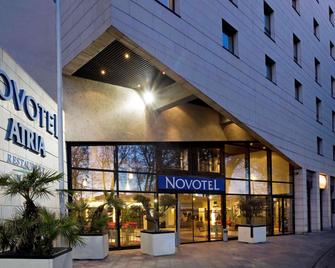Novotel Atria Nimes Centre - Nimes - Building