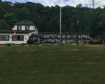 Knights Inn Huntsville - Huntsville - Gebouw