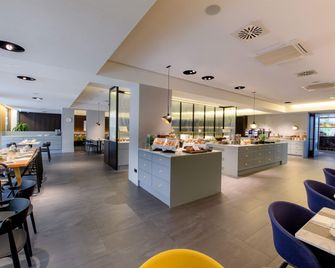 Mercure Hotel Wiesbaden City - ויסבאדן - מסעדה