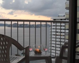 Las Torres Gemelas Acapulco - Acapulco - Balcony