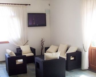 Solemar Hotel - Leni - Sala de estar
