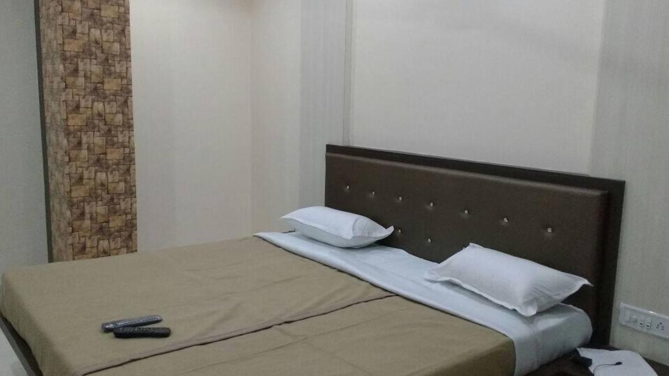 Hotel Surya