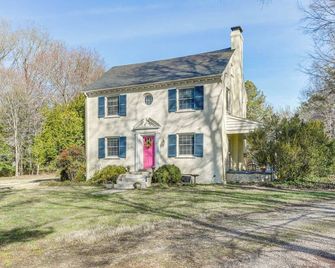 Historic Glen Allen Home about 11 Mi to Richmond! - Glen Allen - Building