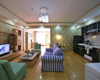 Tanan Center Serviced Apartments - Ulaanbaatar - Living room