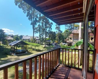 D'Rumah Bonda River View - Kuala Kangsar - Balcón