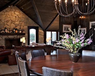 Mill House Inn - East Hampton - Dining room