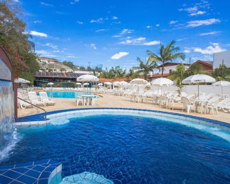 Hotel Majestic - Águas de Lindóia - Piscina