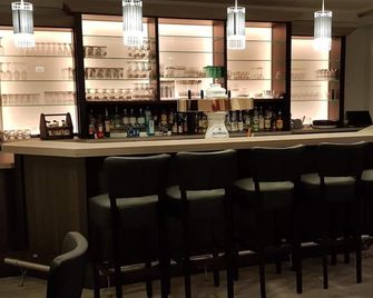 Hotel Restaurant Teichaue - Adendorf - Бар