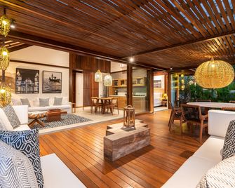 Colibri Beach Villas - Cairu - Living room