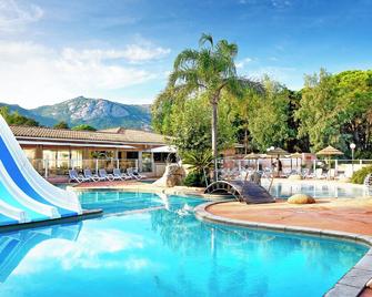 Camping Les Castors - Calvi - Zwembad